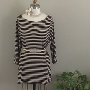 Jones New York-Signature Woman”Black &Beige  top